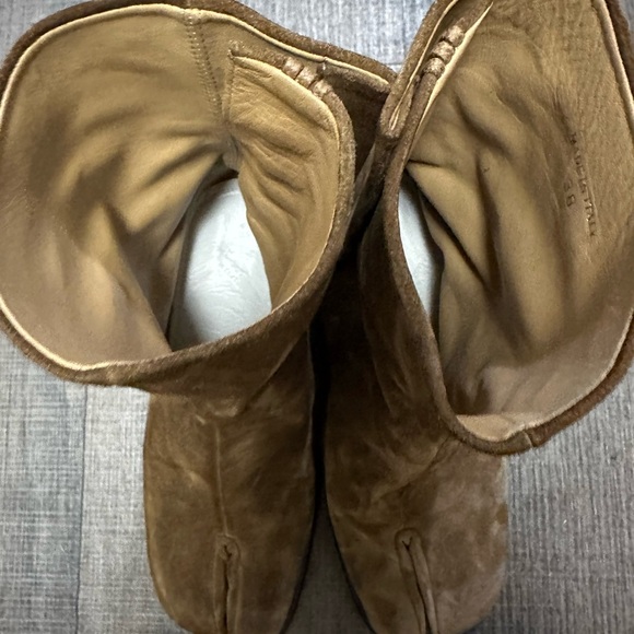 Maison Martin Margiela Brown Ankle Boots - Picture 4 of 9